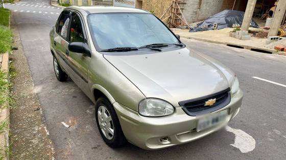 CHEVROLET CLASSIC 1.0 MPFI VHCE 8V FLEX 4P MANUAL CHEVROLET CLASSIC 1.0 MPFI VHCE 8V FLEX 4P MANUAL
